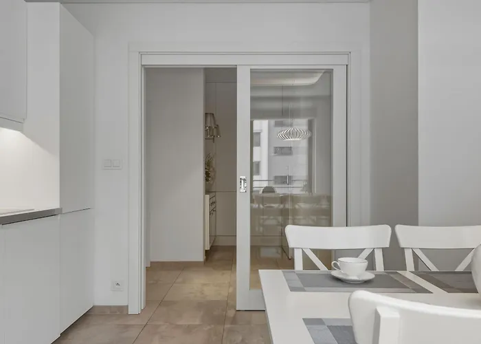 Mokotow Cybernetyki Three Appartement Varsovie