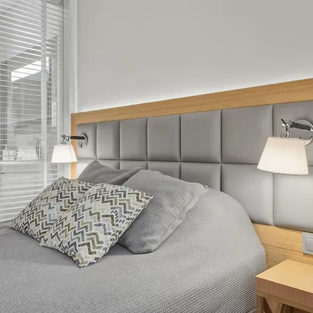 Apartmán Mokotow Cybernetyki Three *